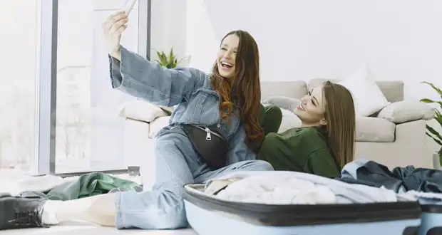 Маленький набор для большой дороги: как выбрать средства от Kotex, которые не подведут в путешествии